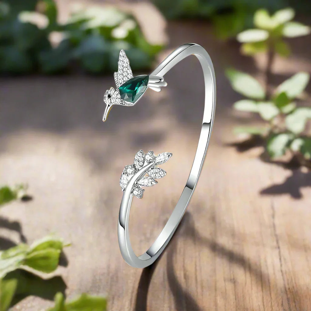 Gale - Adjustable Kolibri ring with a breed diamond | Silver