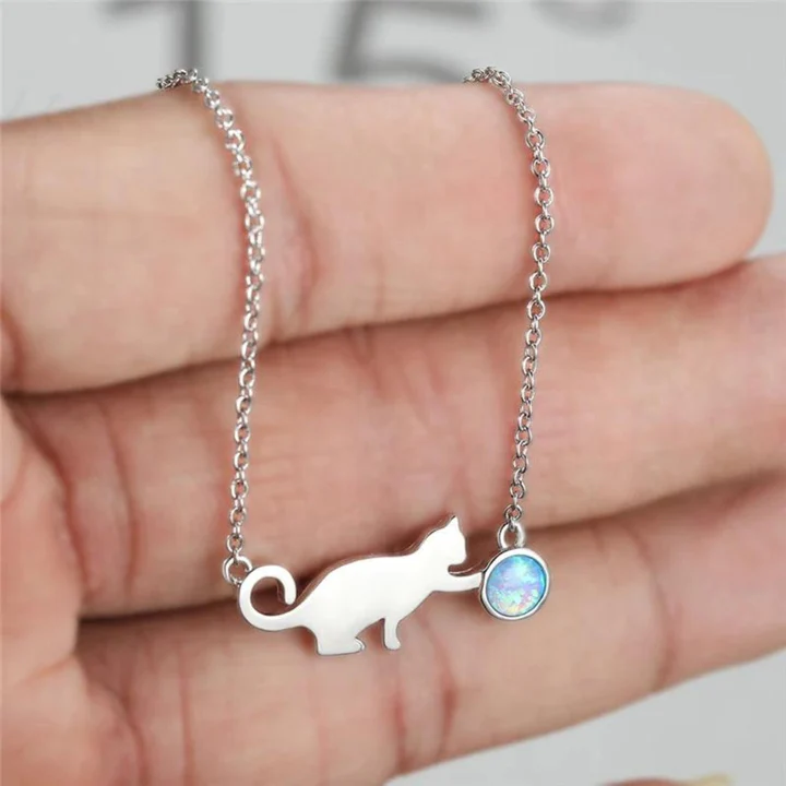 Vintage Kitty Necklace 1